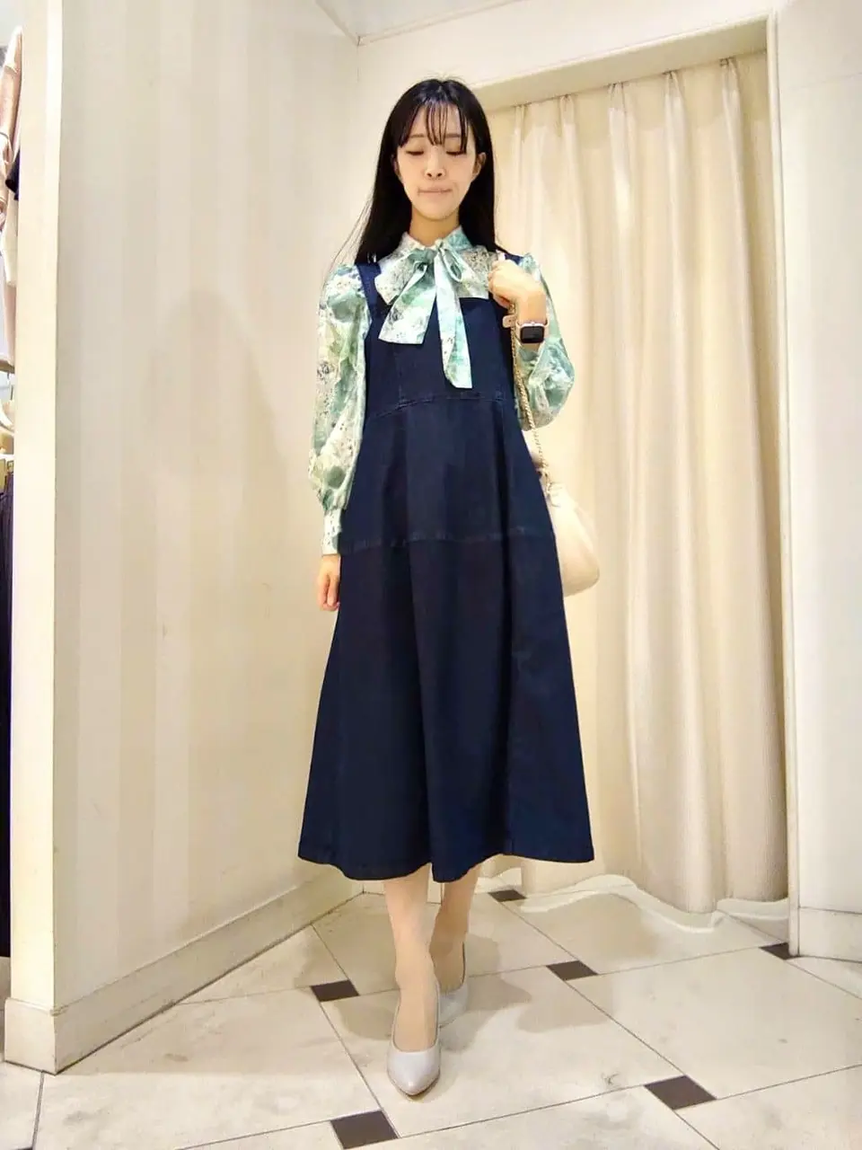 組曲 スタッフ コーディネート画像