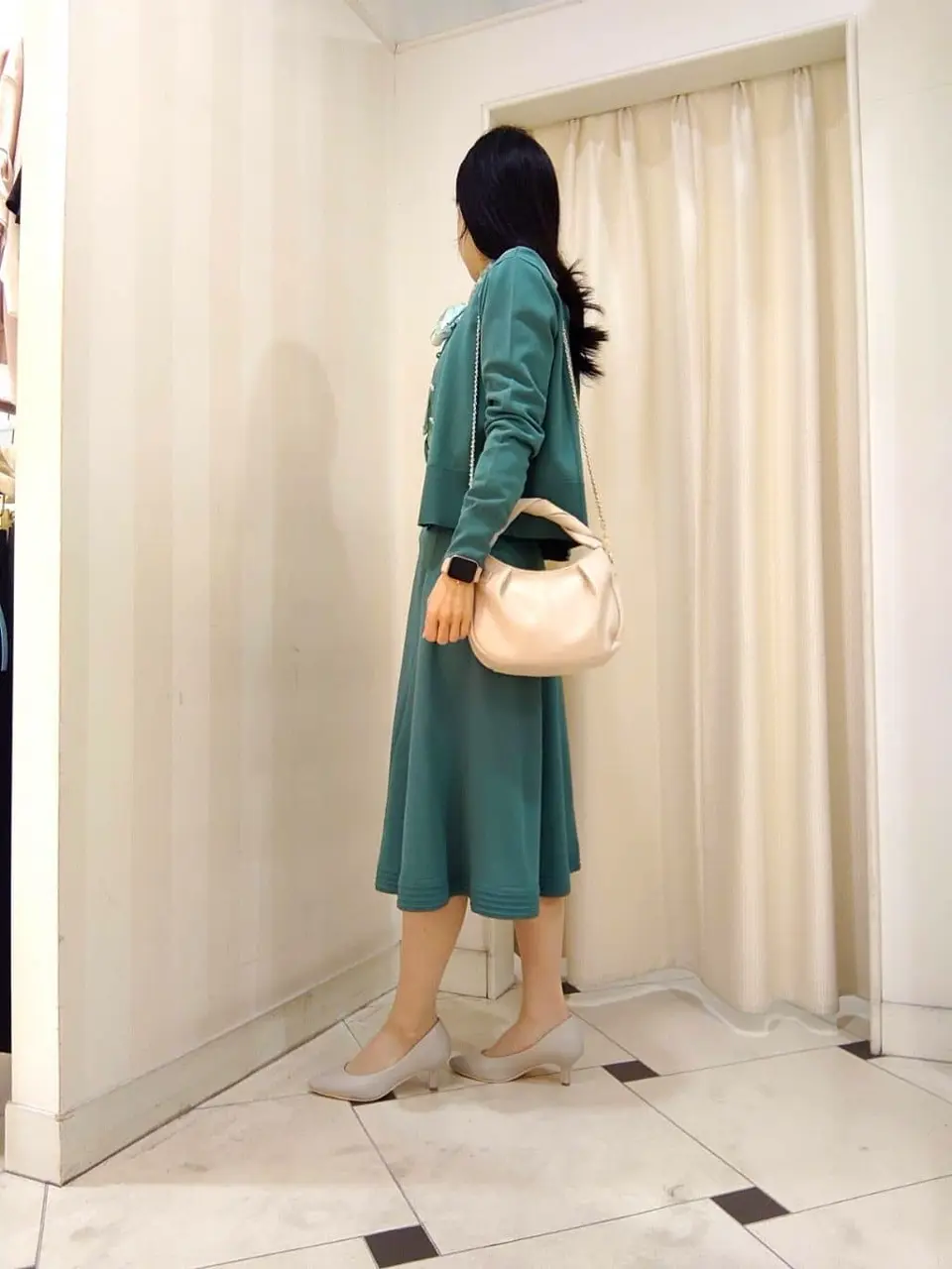 組曲 スタッフ コーディネート画像