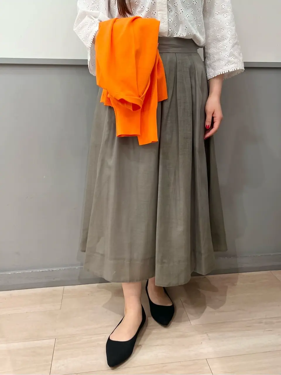 組曲 スタッフ コーディネート画像