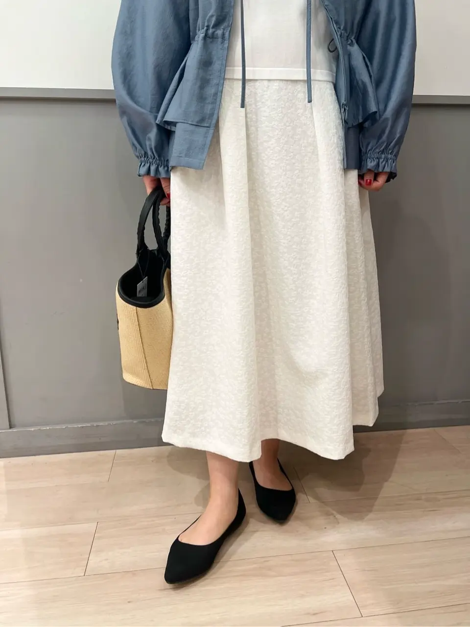 組曲 スタッフ コーディネート画像