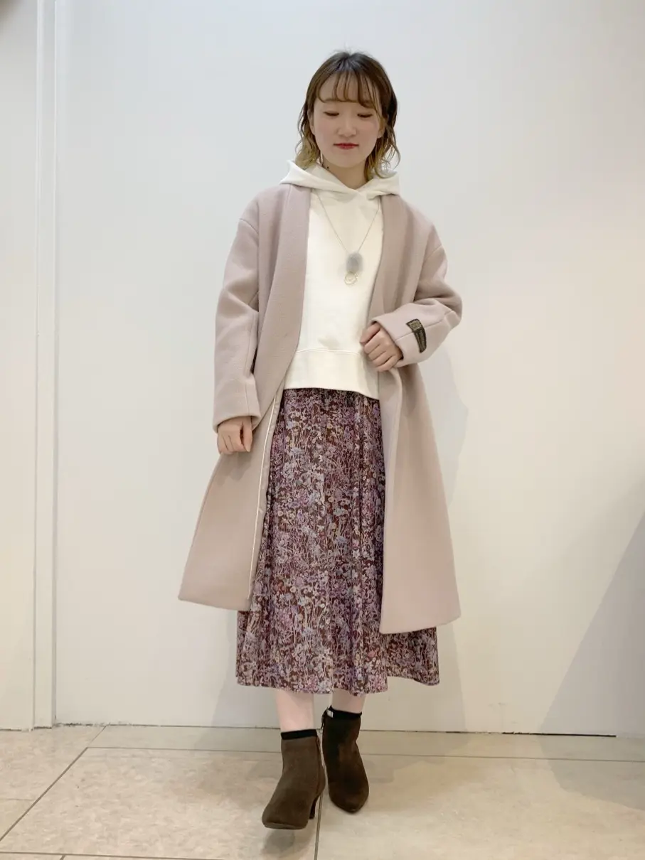 組曲 石井 コーディネート画像