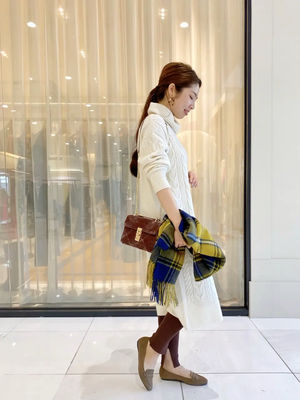 組曲 坂本 コーディネート画像