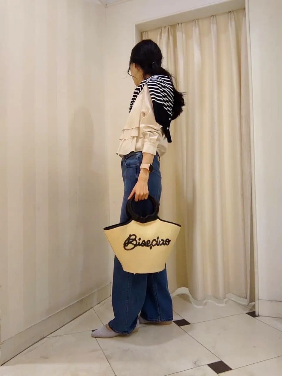 組曲 スタッフ コーディネート画像