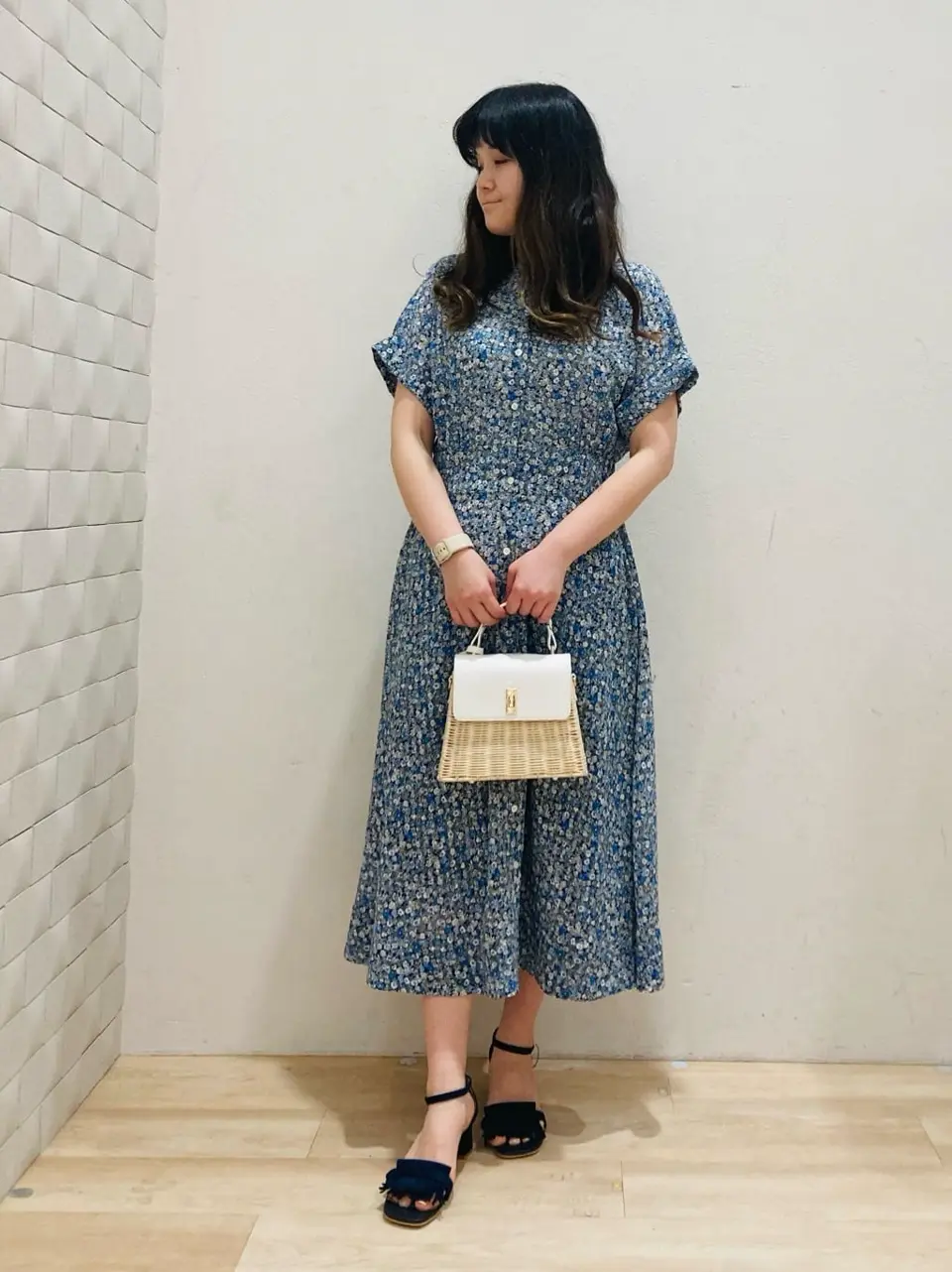 組曲 川根　彩 コーディネート画像