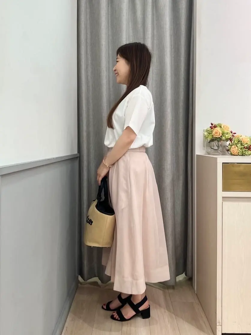 組曲 スタッフ コーディネート画像