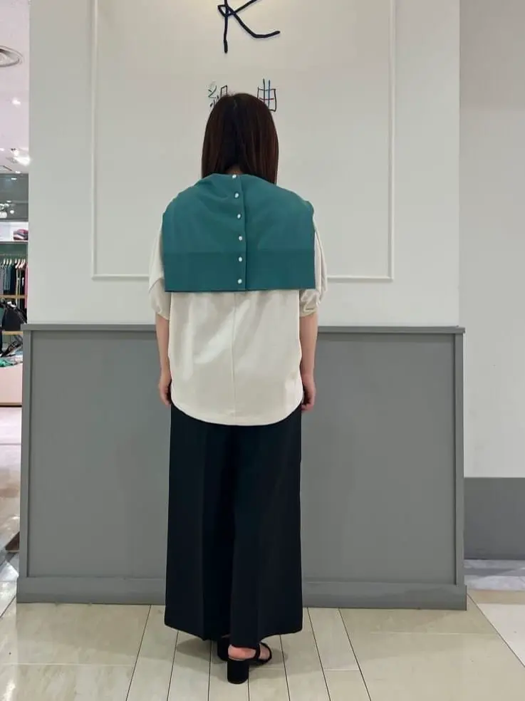 組曲 スタッフ コーディネート画像