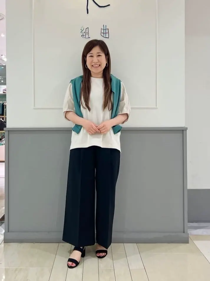 組曲 スタッフ コーディネート画像