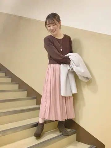 組曲 石井 コーディネート画像