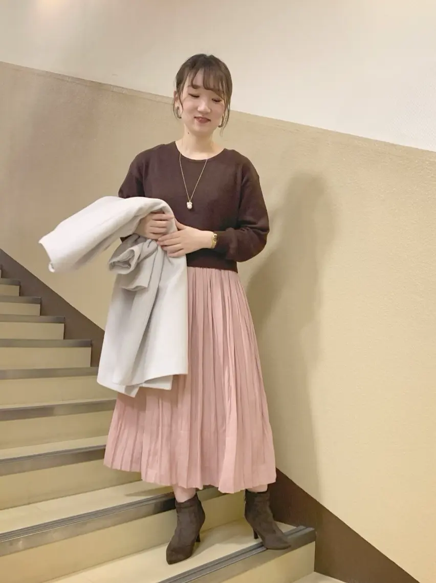 組曲 石井 コーディネート画像