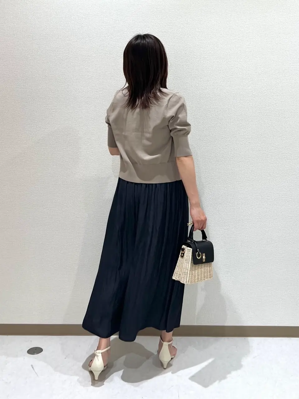 組曲 浅倉 コーディネート画像