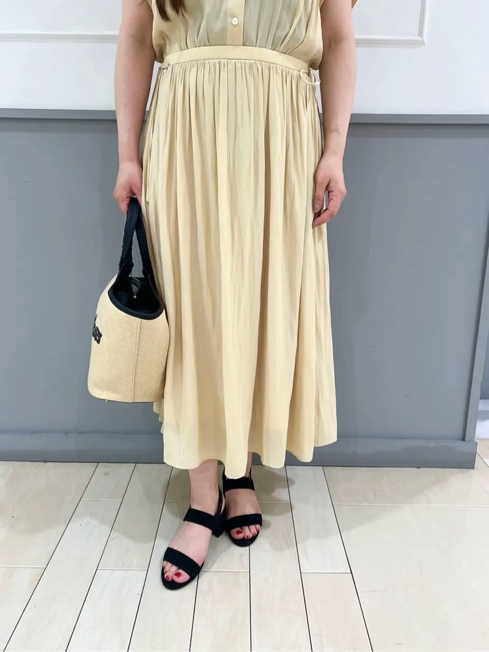 組曲 スタッフ コーディネート画像