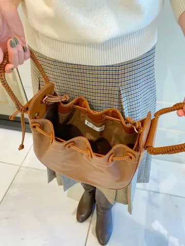 組曲 坂本 コーディネート画像