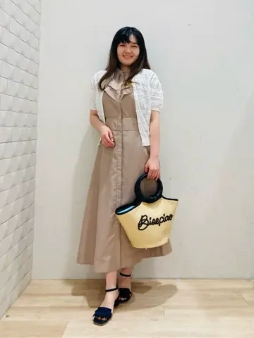 組曲 川根　彩 コーディネート画像