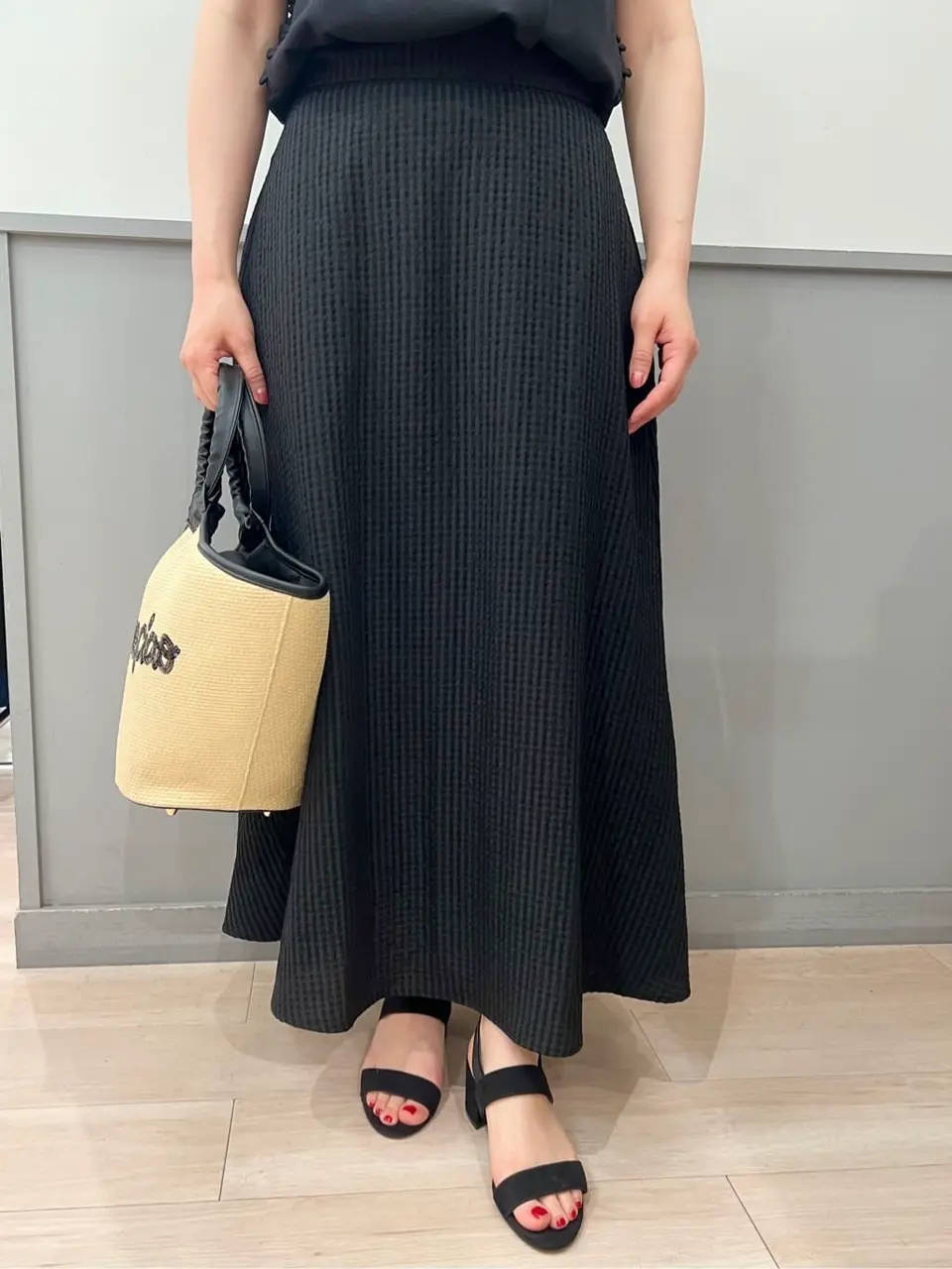 組曲 スタッフ コーディネート画像