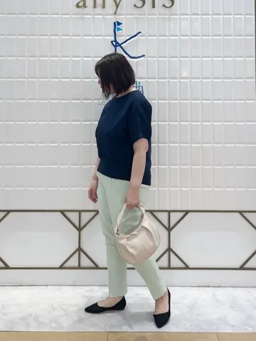 組曲 西田 コーディネート画像