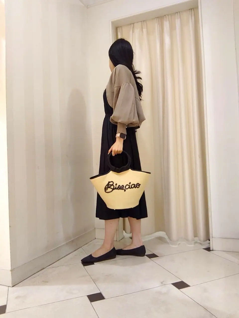 組曲 スタッフ コーディネート画像