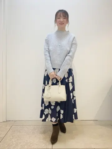 組曲 石井 コーディネート画像