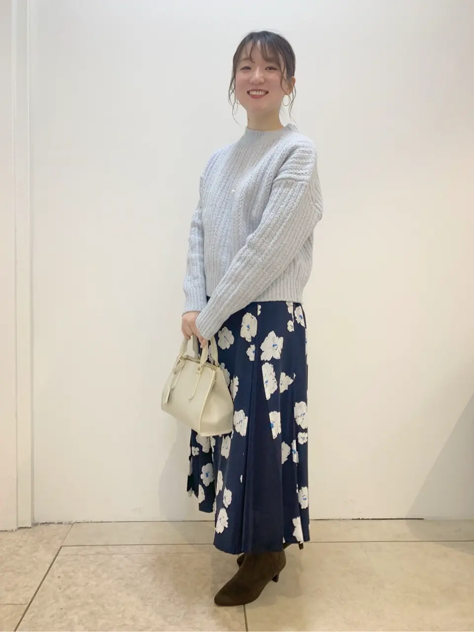 組曲 石井 コーディネート画像