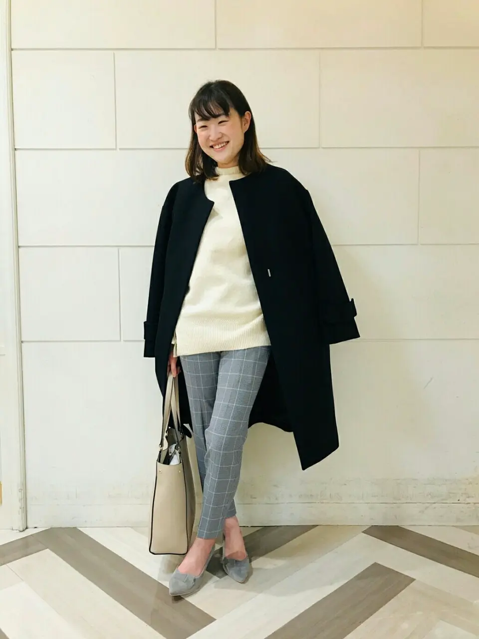 組曲 スタッフ コーディネート画像