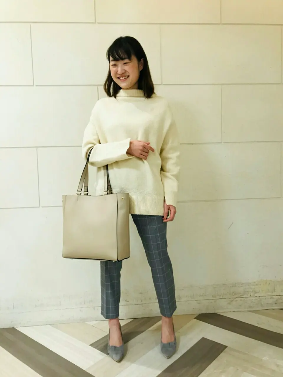 組曲 スタッフ コーディネート画像