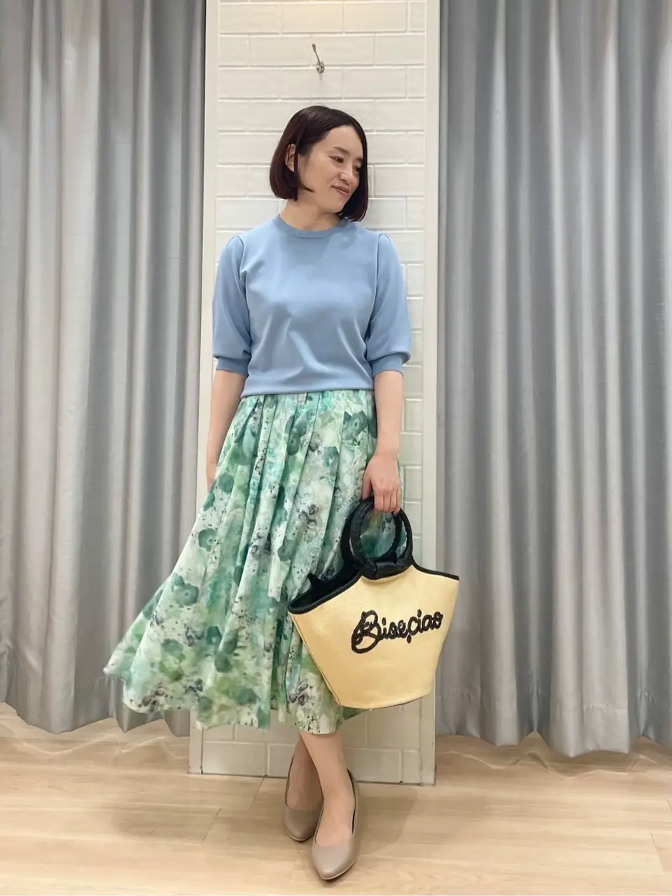 組曲 丸岡 コーディネート画像