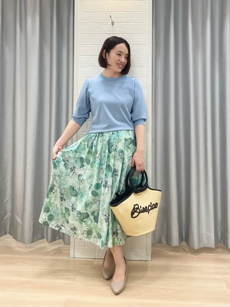 組曲 丸岡 コーディネート画像