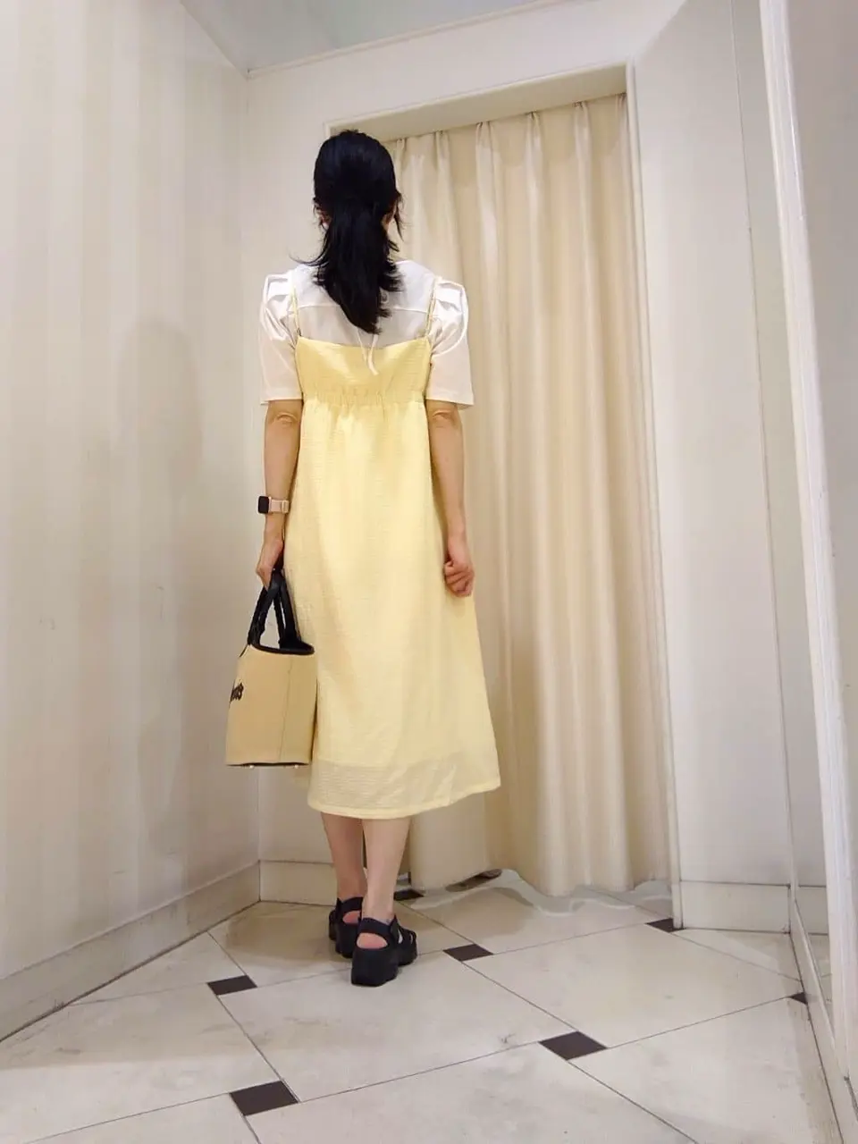 組曲 スタッフ コーディネート画像