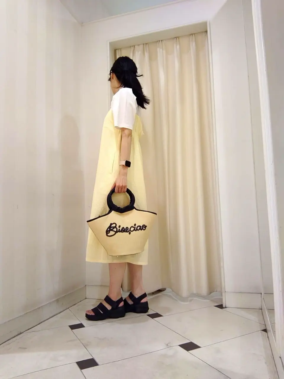 組曲 スタッフ コーディネート画像