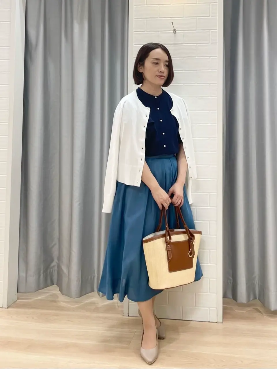 組曲 丸岡 コーディネート画像