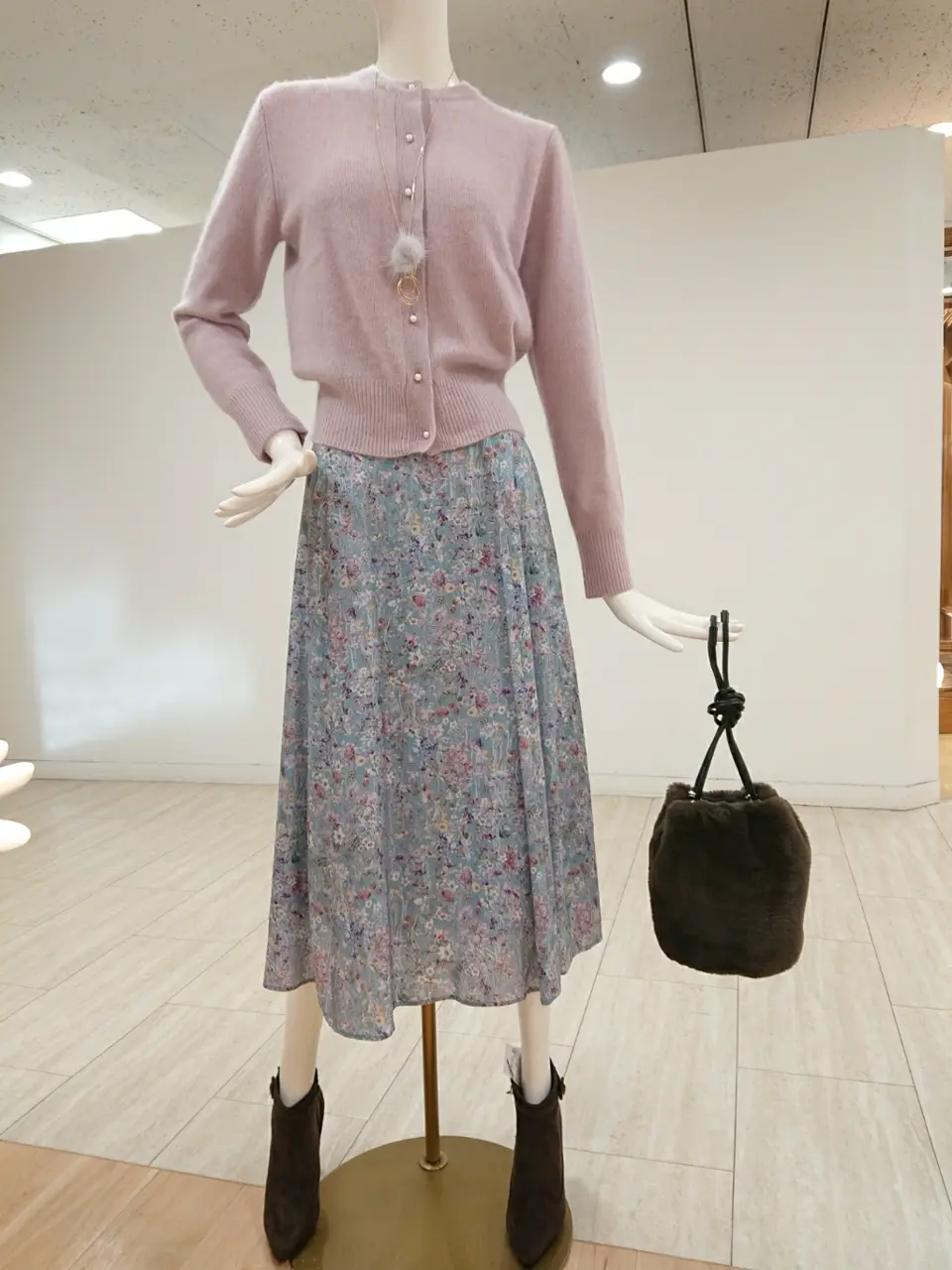 組曲 ウエノ コーディネート画像