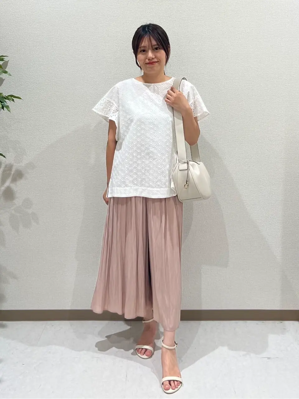 組曲 浅倉 コーディネート画像