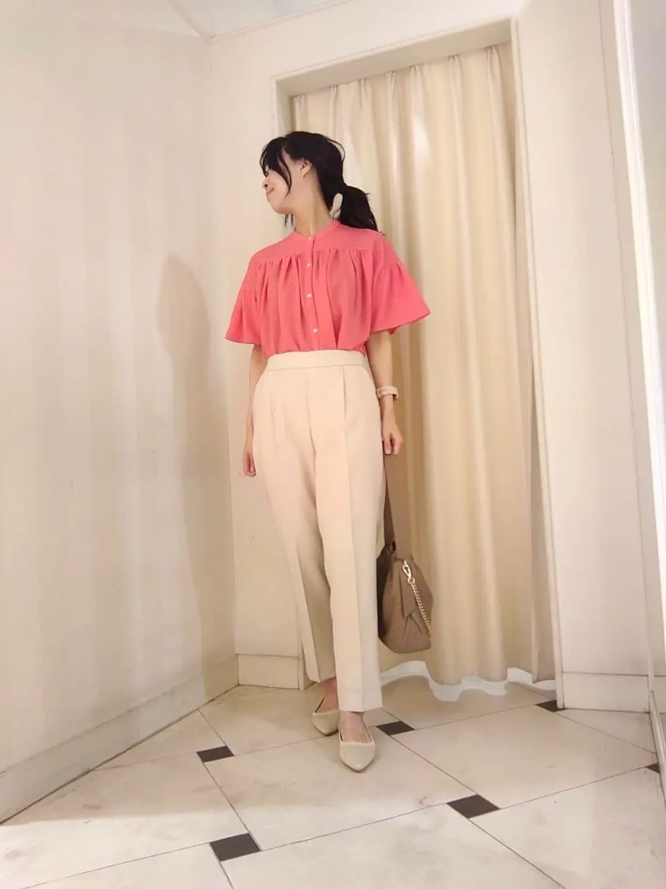 組曲 スタッフ コーディネート画像