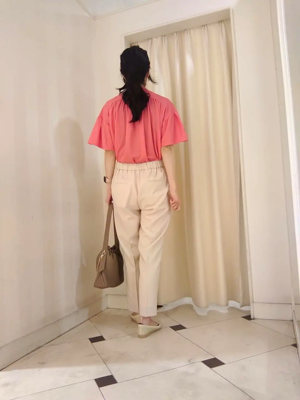 組曲 スタッフ コーディネート画像