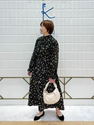 組曲 井上 コーディネート画像