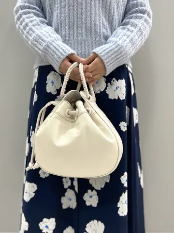 組曲 KATO コーディネート画像