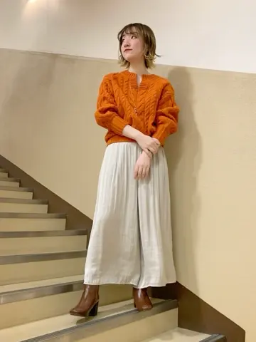 組曲 石井 コーディネート画像