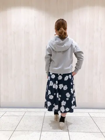 組曲 スタッフ コーディネート画像