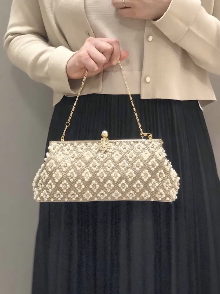 組曲 鈴木 コーディネート画像