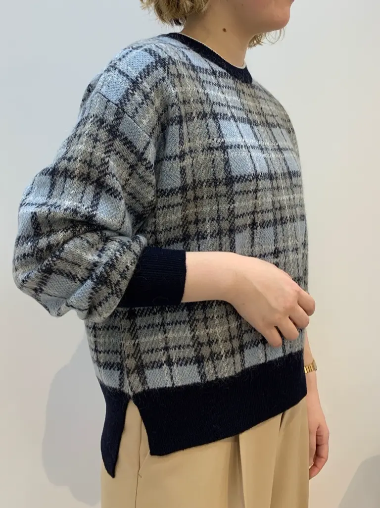 組曲 石井 コーディネート画像