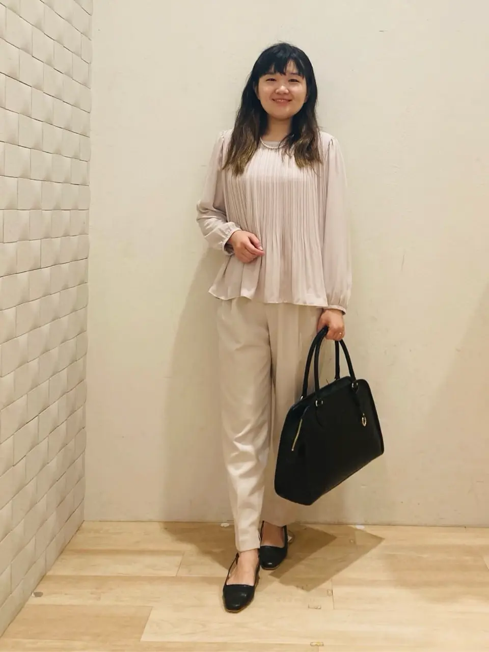 組曲 川根　彩 コーディネート画像