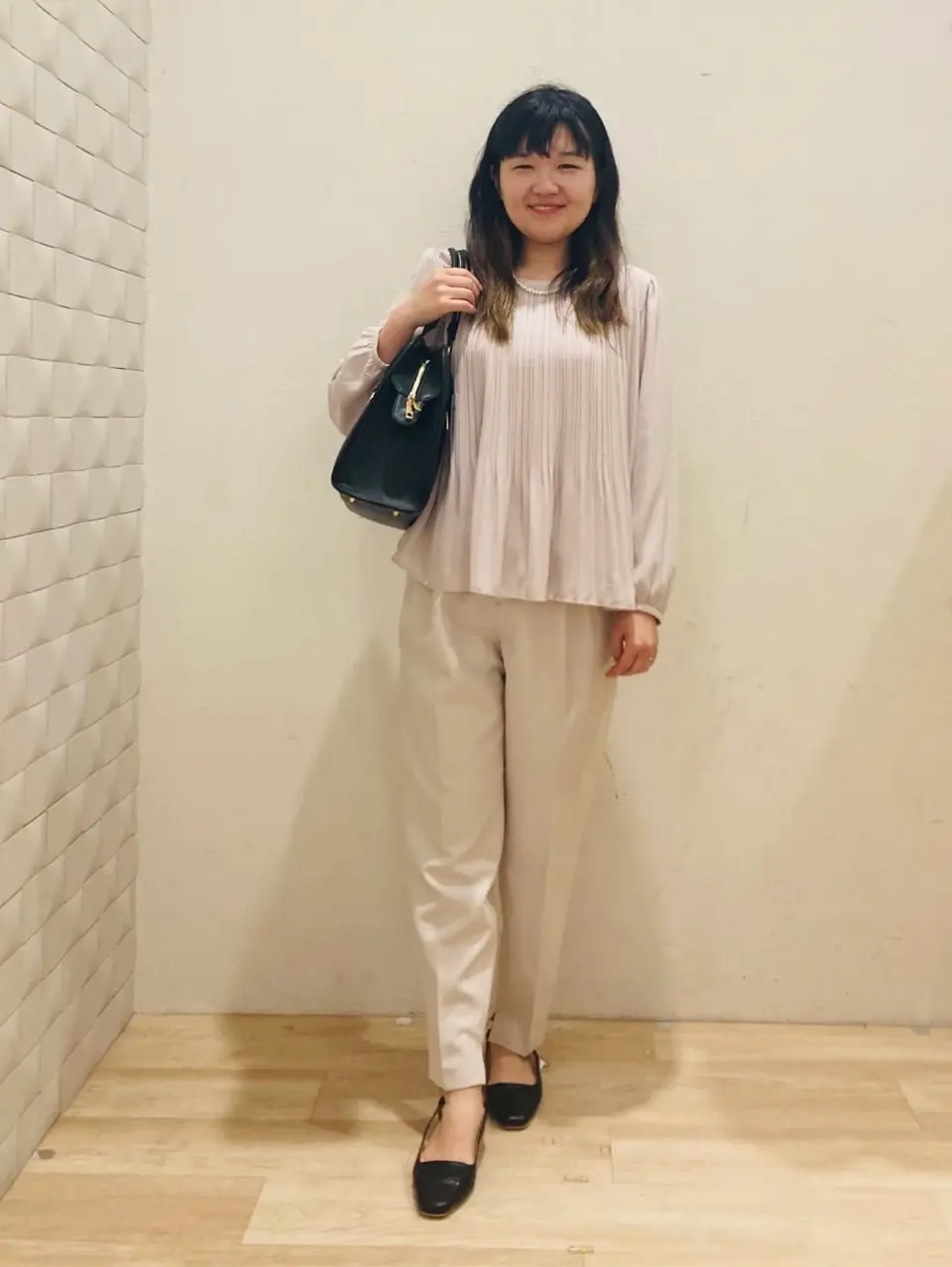 組曲 川根　彩 コーディネート画像