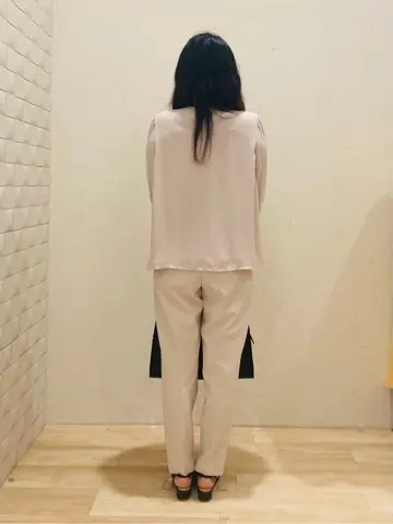 組曲 川根　彩 コーディネート画像