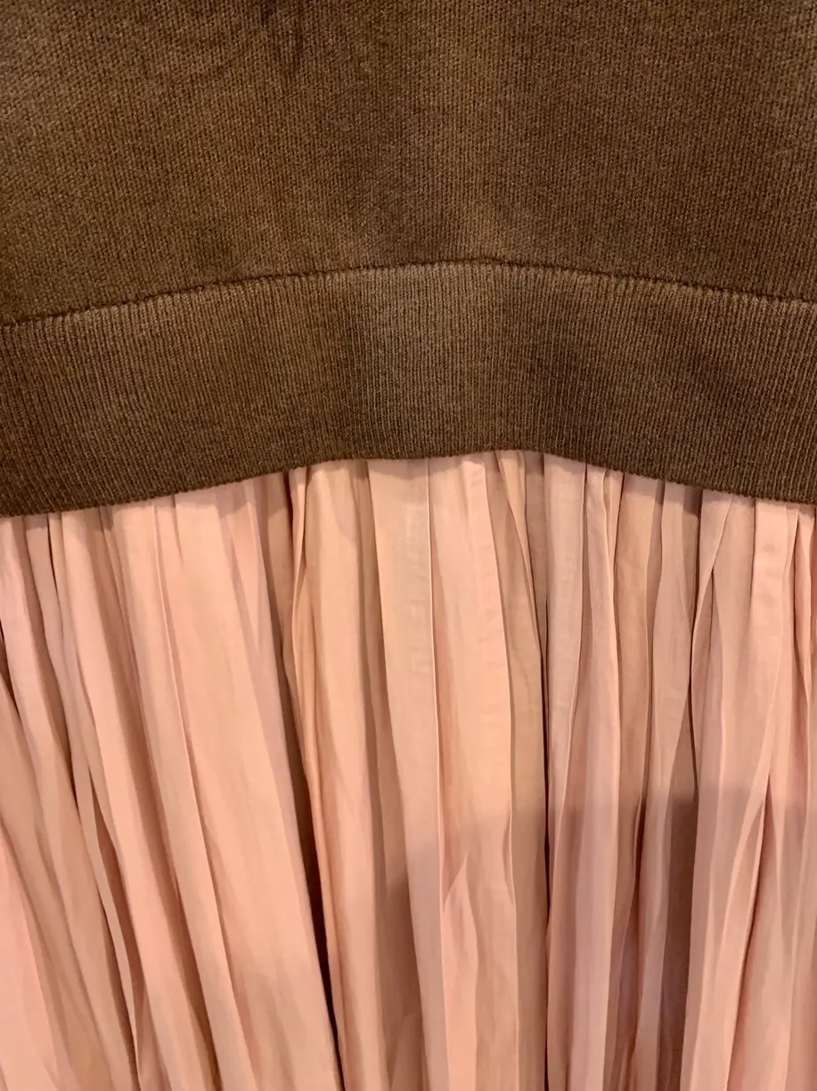 組曲 石井 コーディネート画像