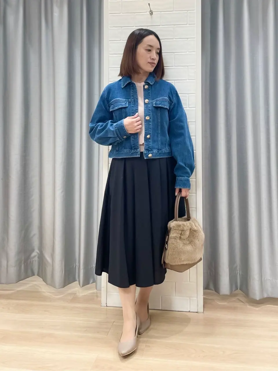 組曲 丸岡 コーディネート画像