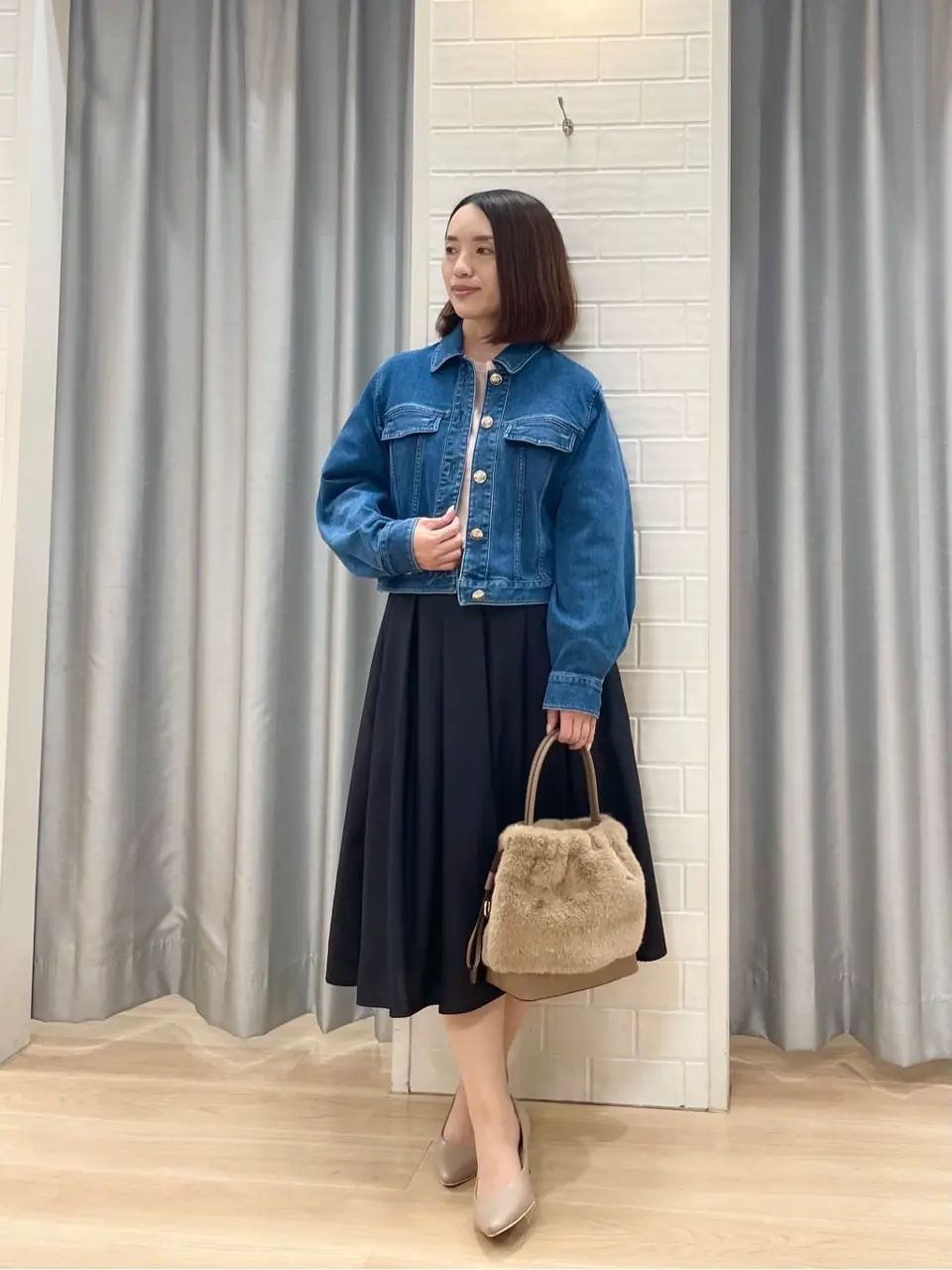 組曲 丸岡 コーディネート画像