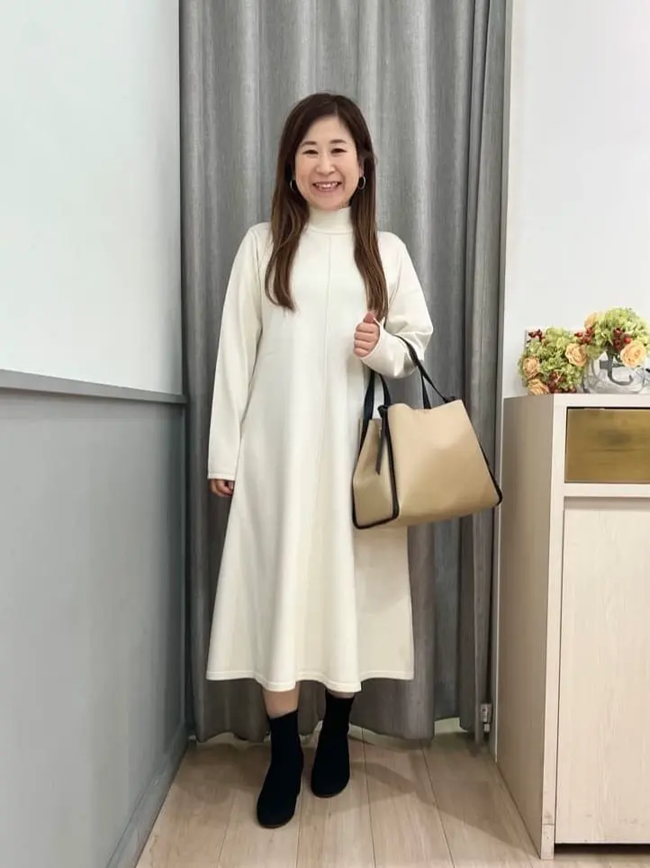 組曲 スタッフ コーディネート画像