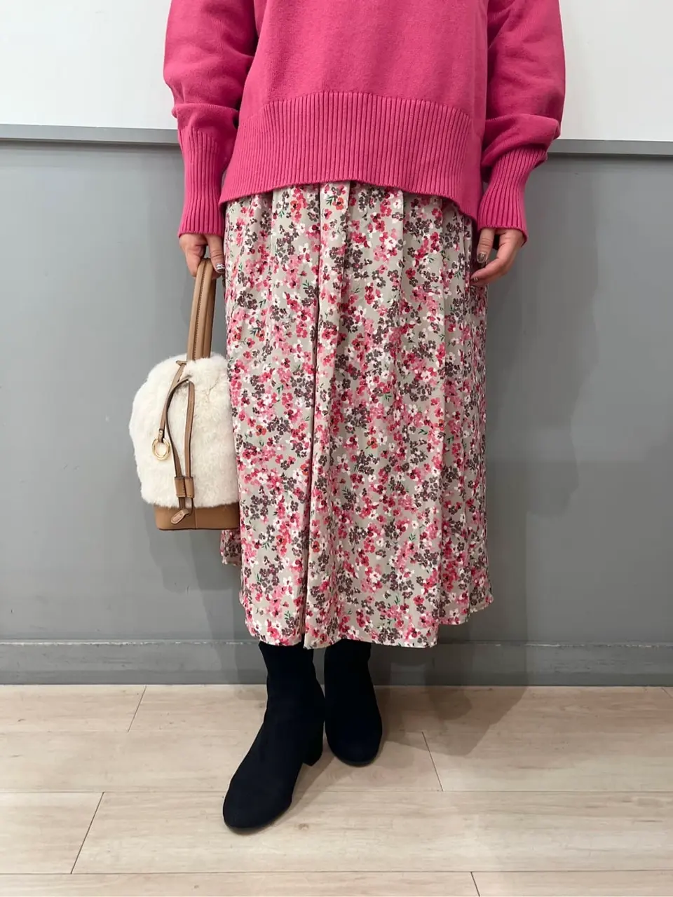 組曲 スタッフ コーディネート画像