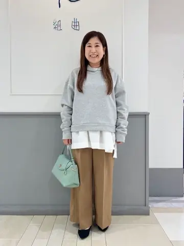 組曲 スタッフ コーディネート画像