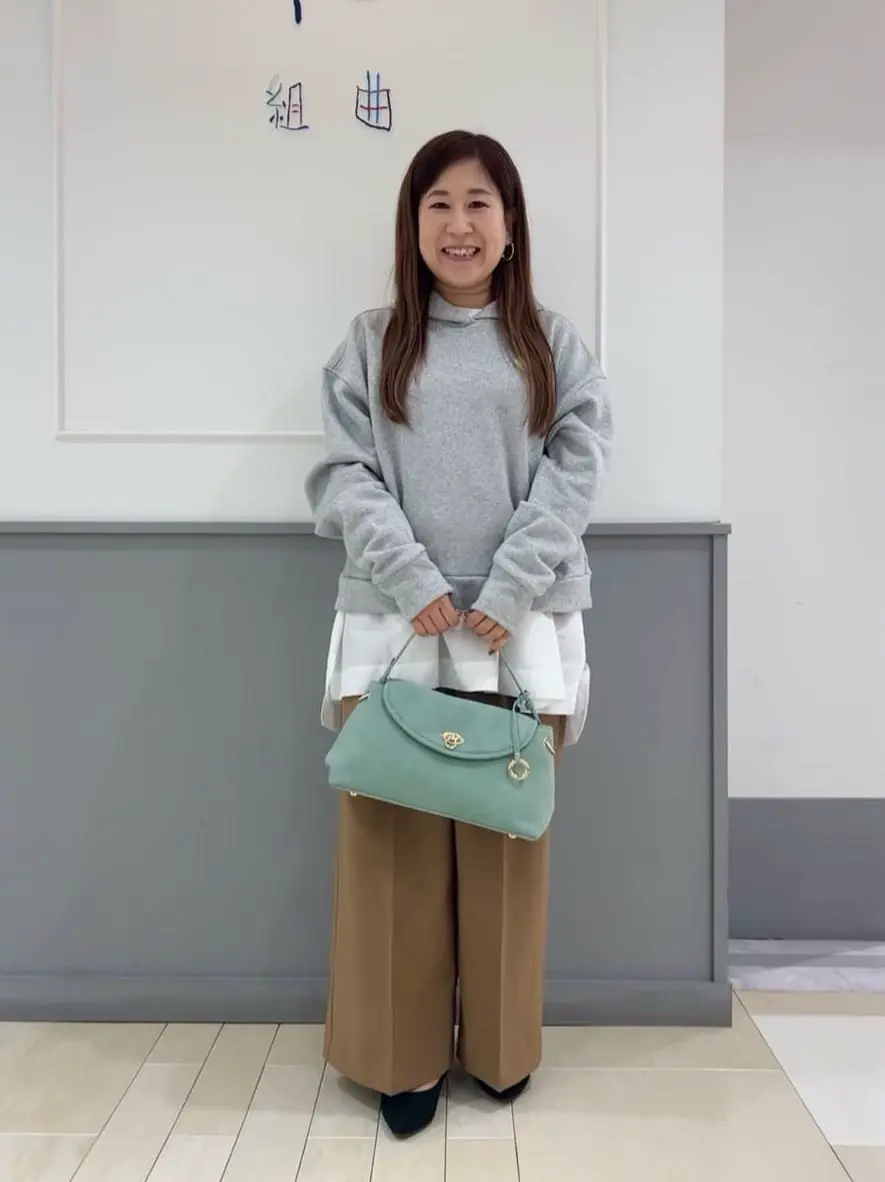 組曲 スタッフ コーディネート画像