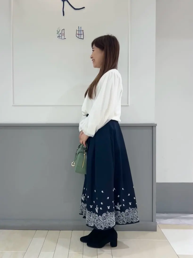 組曲 スタッフ コーディネート画像